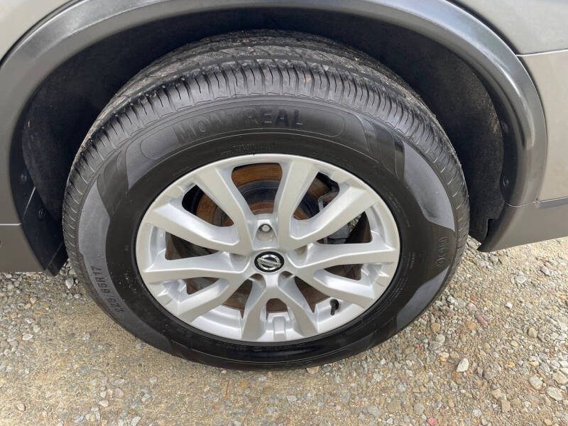 2017 Nissan Rogue SV