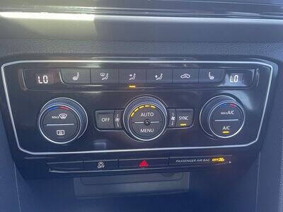 2023 Volkswagen Atlas Cross Sport SE 4Motion