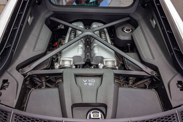 2018 Audi R8 29