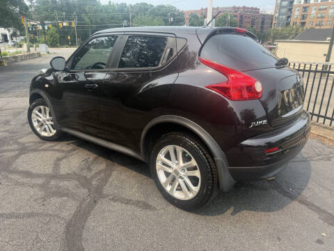 2014 Nissan JUKE S