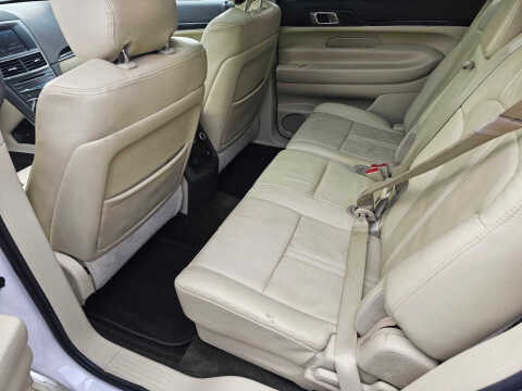 2014 Lincoln MKT Ecoboost