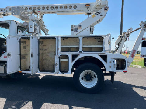2015 Freightliner M2 106