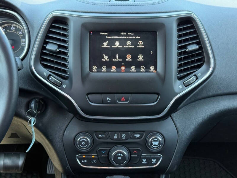 2019 Jeep Cherokee Latitude