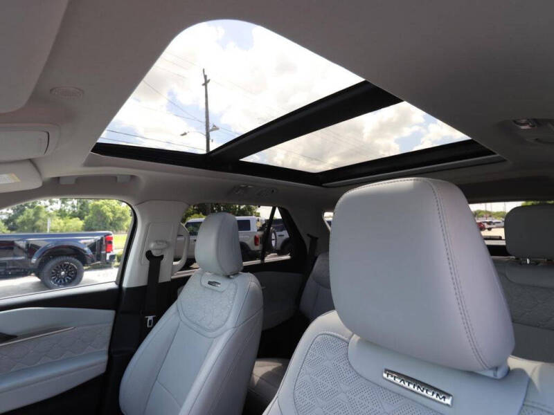 2025 Ford Explorer Platinum