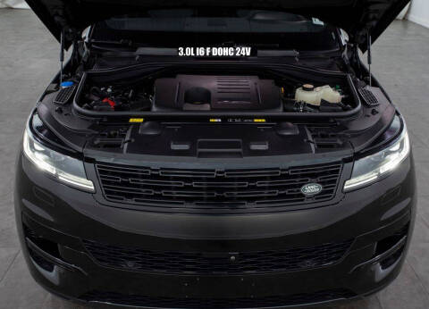 2025 Land Rover Range Rover Sport P360 SE