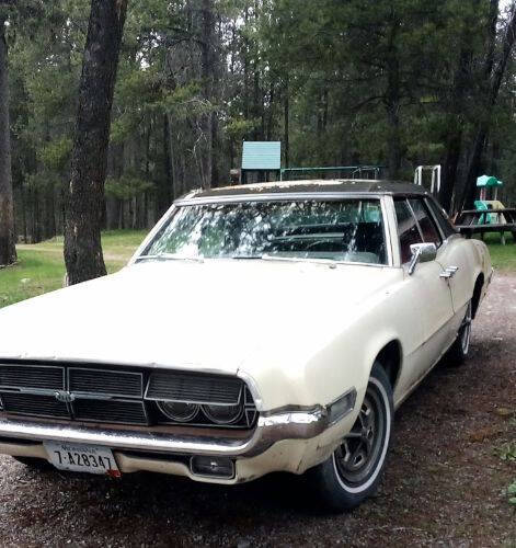 1969 Ford Thunderbird