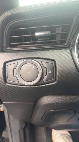 2015 Ford Mustang V6