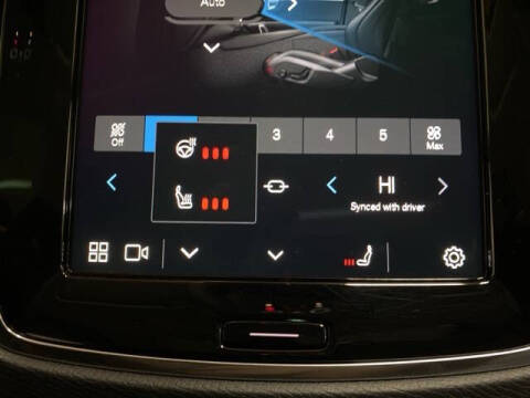 2025 Volvo XC90 B6 Plus Bright Theme 7P