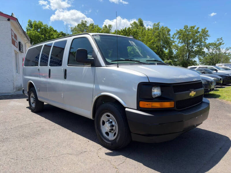 2017 Chevrolet Express LS 2500