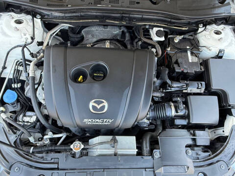 2018 Mazda MAZDA3 Touring