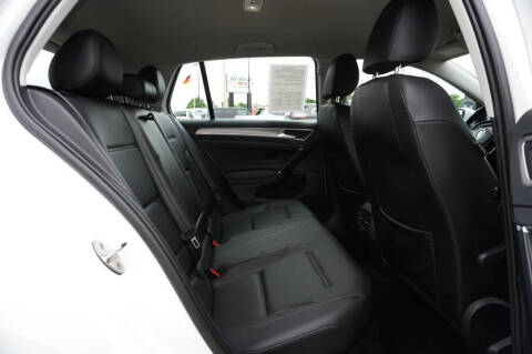 2016 Volkswagen e-Golf SEL Premium