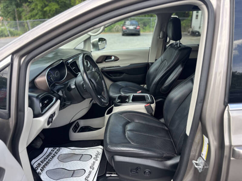 2018 Chrysler Pacifica Touring L Plus