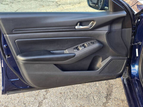 2022 Nissan Altima 2.5 S