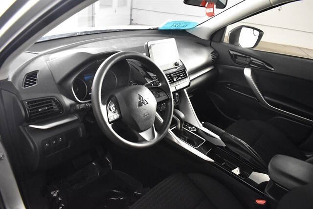 2024 Mitsubishi Eclipse Cross LE