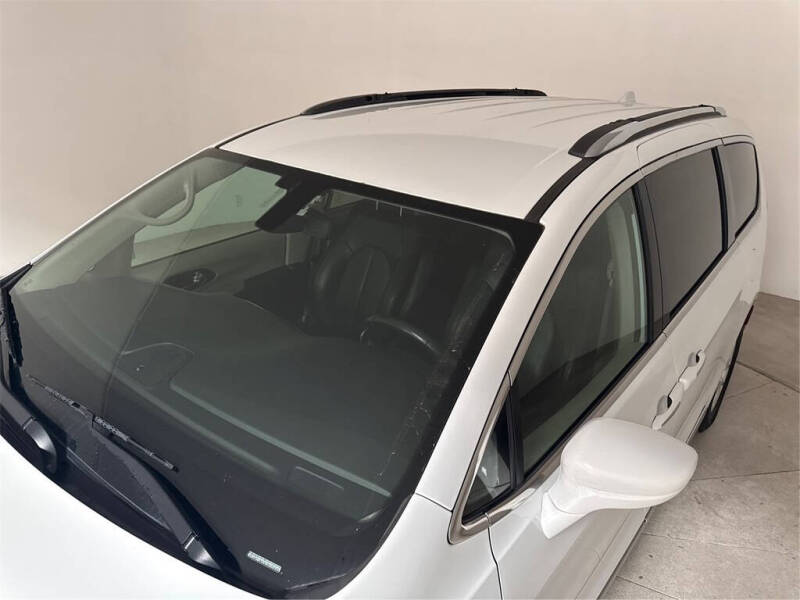 2020 Chrysler Pacifica Touring L