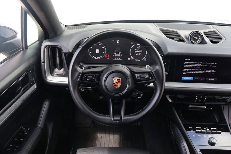 2024 Porsche Cayenne Coupe
