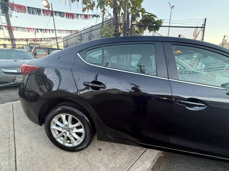 2016 Mazda MAZDA3 i Sport photo 13