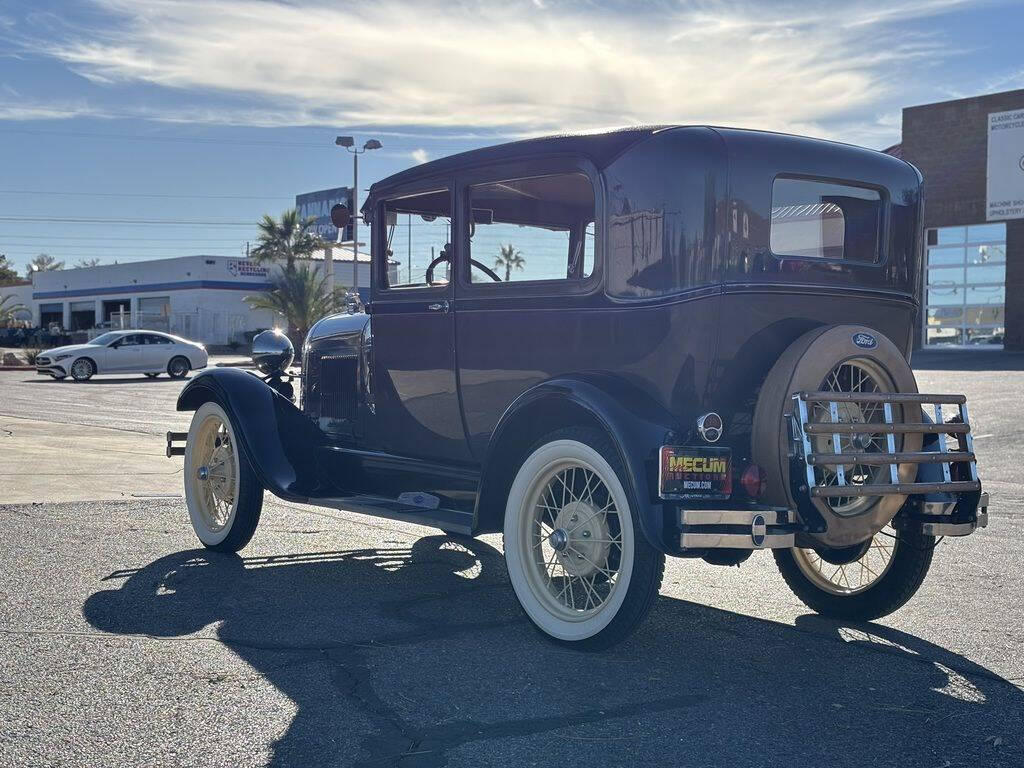 1929 Ford Model A 8