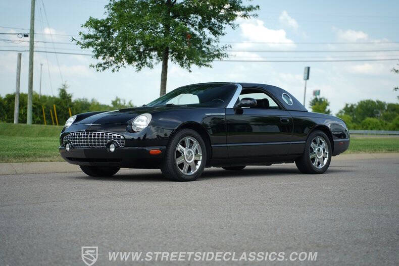 2005 Ford Thunderbird Deluxe