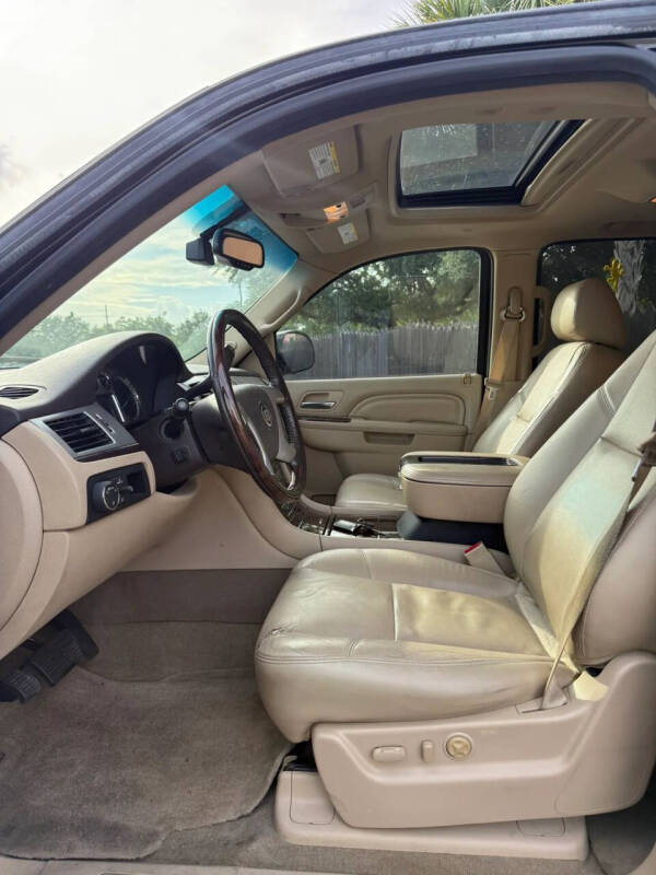 2013 Cadillac Escalade Luxury
