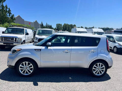 2018 Kia Soul +