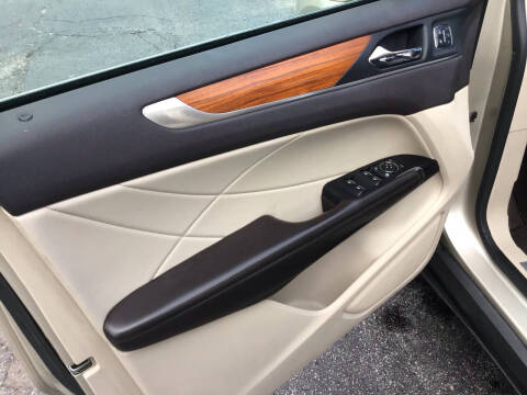 2017 Lincoln MKC Select