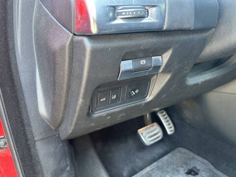 2019 Jaguar E-PACE P300 R-Dynamic S