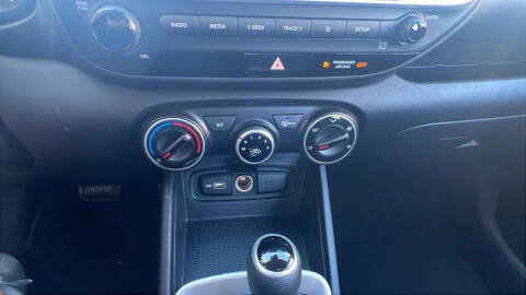 2022 Hyundai Venue SE