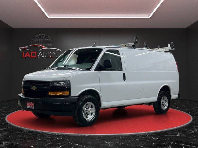 2023 Chevrolet Express 2500