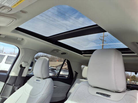 2025 Ford Explorer Platinum