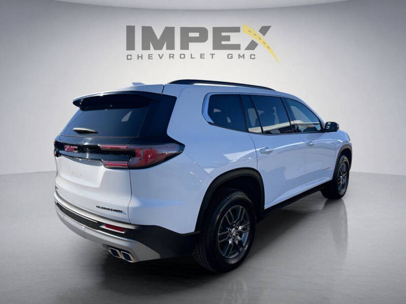 2025 GMC Acadia Elevation