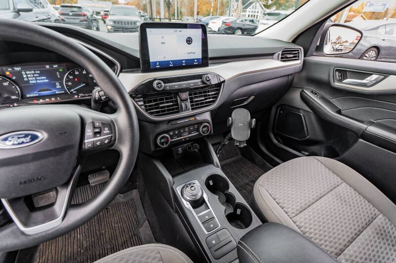 2021 Ford Escape Hybrid SE