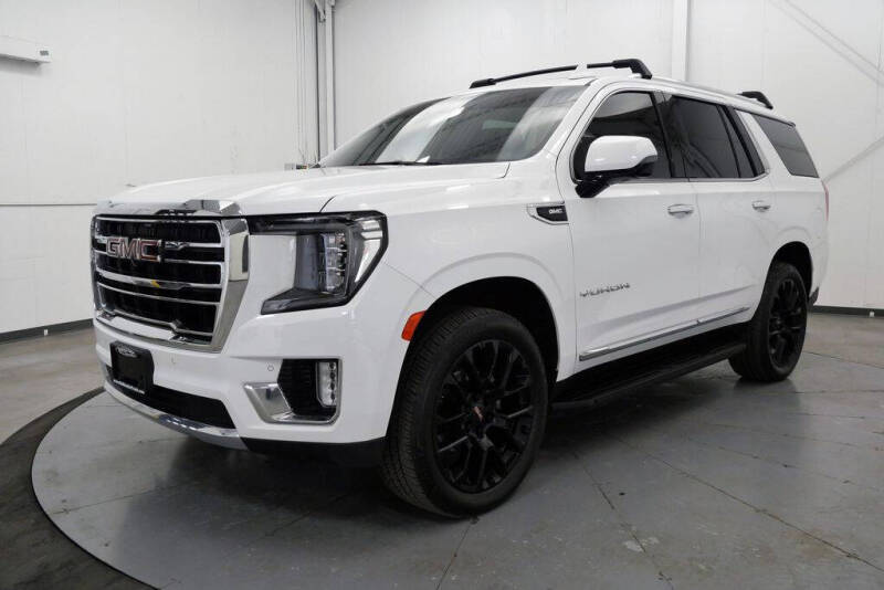 2022 GMC Yukon SLT