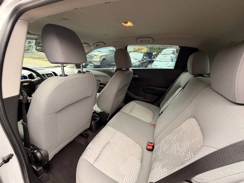 2012 Chevrolet Sonic LS