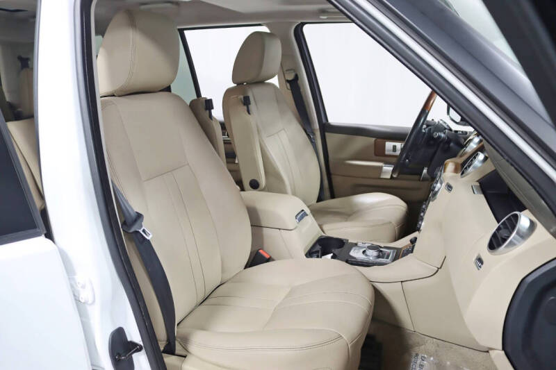 2016 Land Rover LR4 HSE