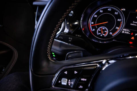 2018 Bentley Bentayga W12 Signature Edition