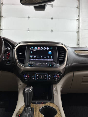 2019 GMC Acadia Denali