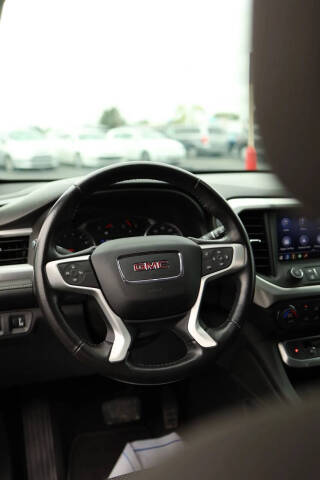 2020 GMC Acadia SLE
