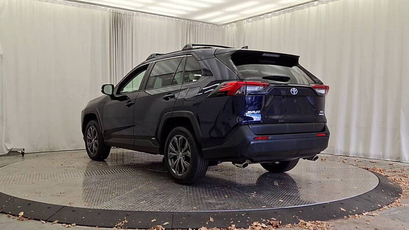 2022 Toyota RAV4 Hybrid XLE Premium