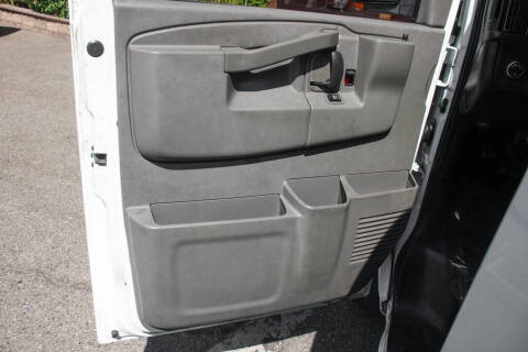 2017 Chevrolet Express 2500