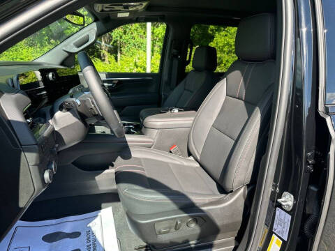 2025 Chevrolet Tahoe RST