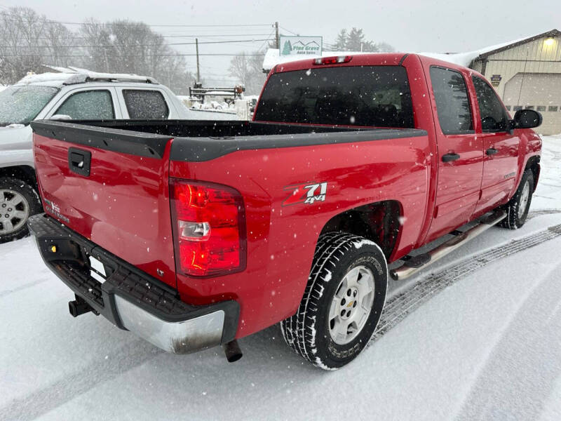 2010 Chevrolet Silverado 1500 LT photo 3