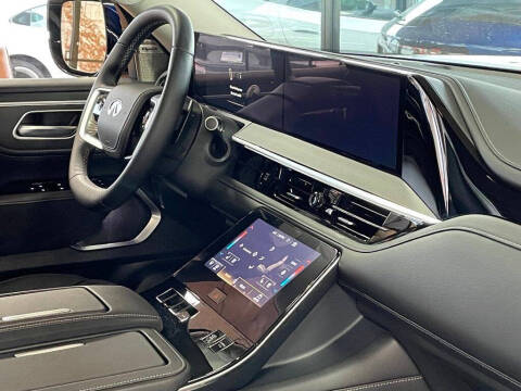 2025 Infiniti QX80 Sensory