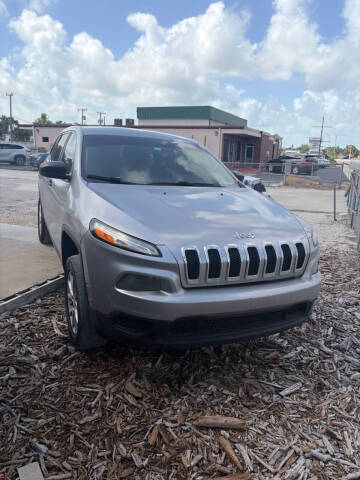2017 Jeep Cherokee Sport