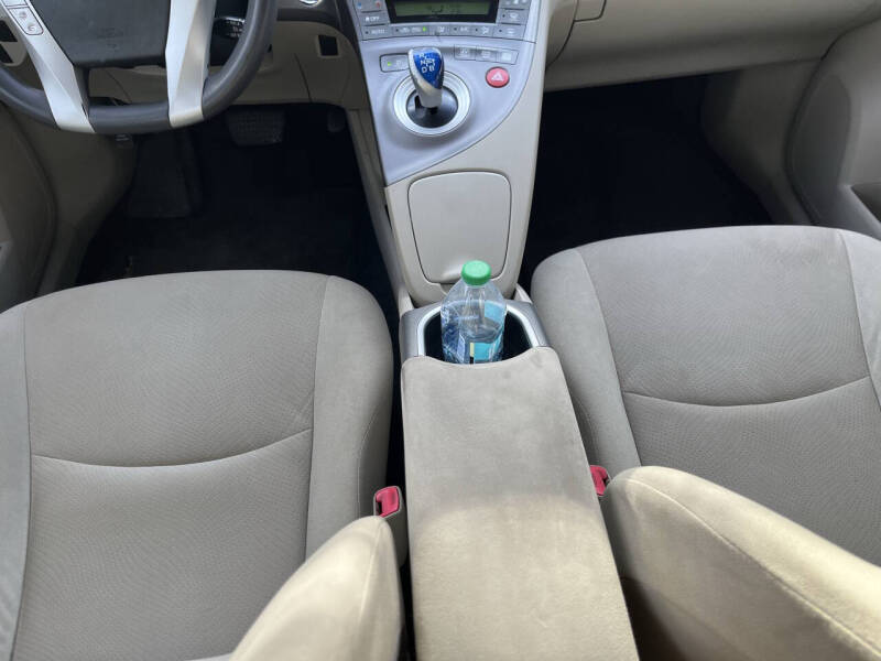 2012 Toyota Prius Two