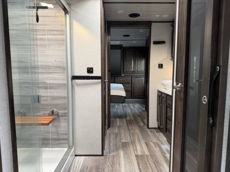 2024 Dutchman Rv 5th wheel
