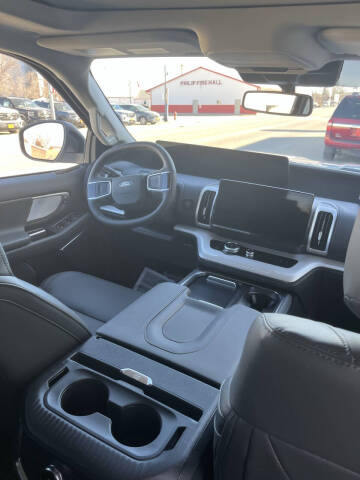 2026 Ford Expedition MAX Active