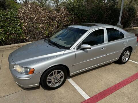 2005 Volvo S60 for sale at Texas Select Autos LLC in Mckinney TX