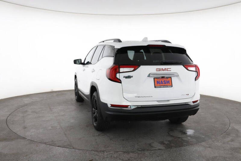 2023 GMC Terrain AT4