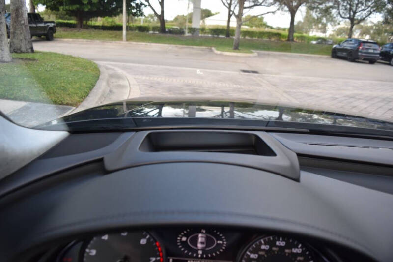 2015 Audi S8 4.0T quattro